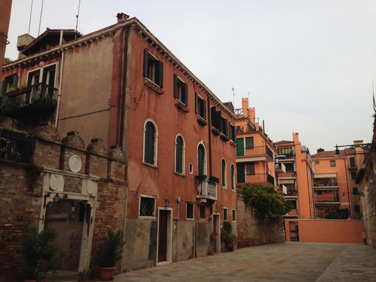 Locazione Turistica Corte Vecchia Venice Exterior photo